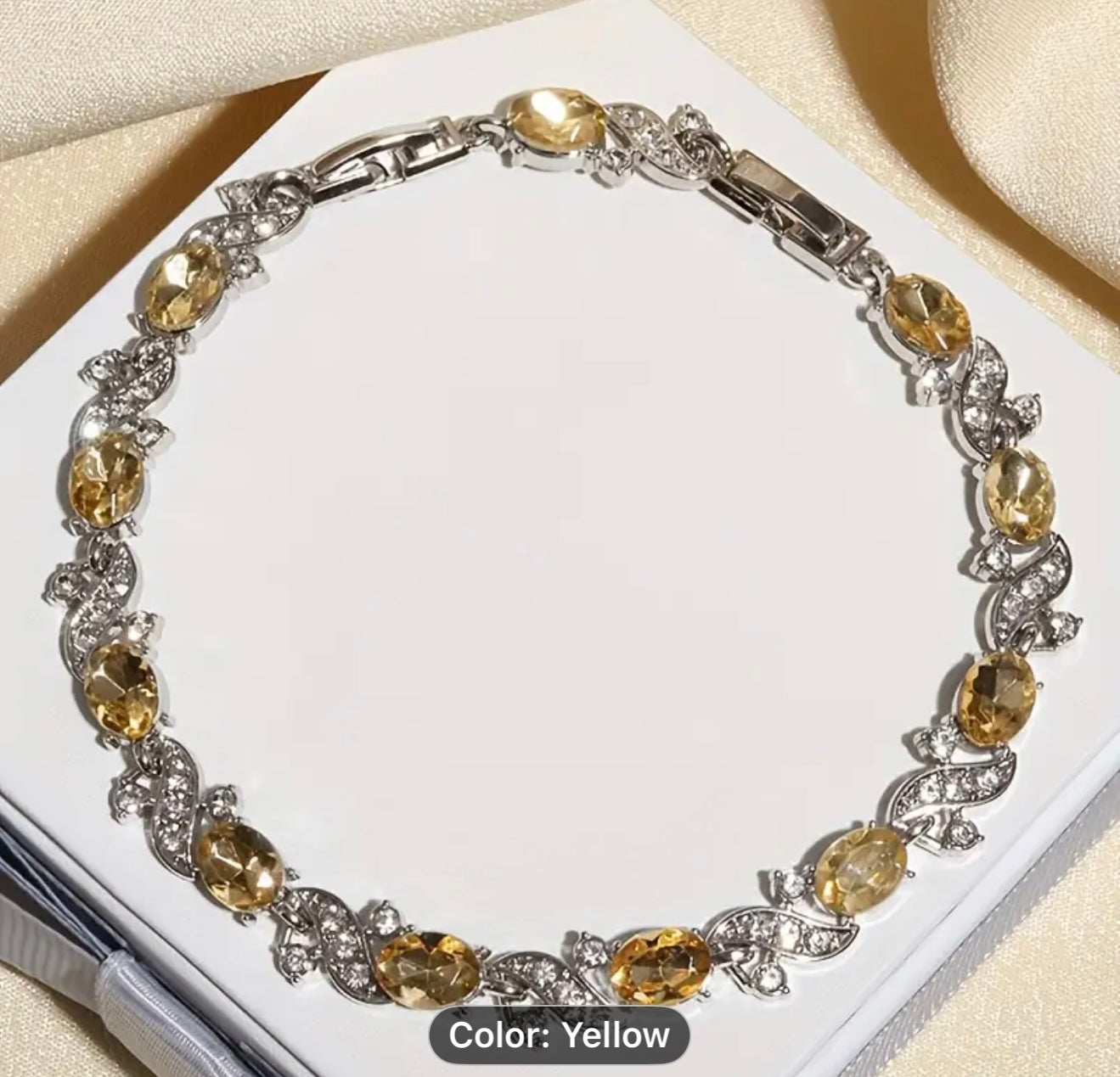 Bracelet with yellow gemstones - Delicate and Feminine